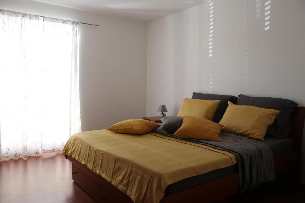 Nona Lili Apartment Izola Luaran gambar